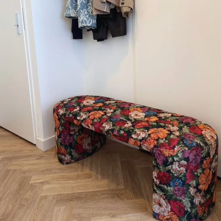Xenos Bankje bouquet - rood/paars/zwart - 44x120x45 cm- Bankjes