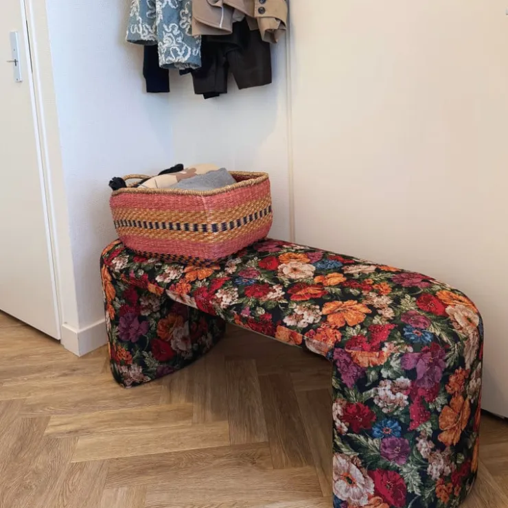 Xenos Bankje bouquet - rood/paars/zwart - 44x120x45 cm- Bankjes