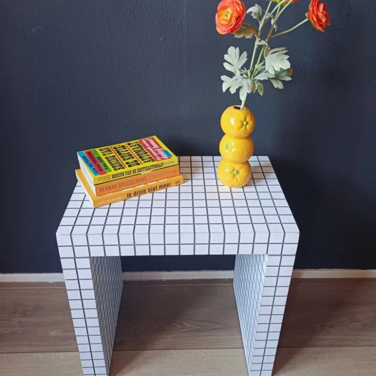 Xenos Bijzettafel checks - wit - 48x48x32 cm- Bijzettafels