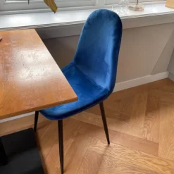 Xenos Eetkamerstoel Ivy velvet - donkerblauw - 88x44x53 cm- Eetkamerstoelen