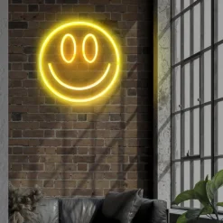 Xenos Neon LED lamp smiley - geel - ø33x2 cm- Kerstcadeaus|Led Lampen