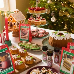 Xenos Taartplateau kerst - bruin - ø26x11 cm- Taartplateaus|Kerst Bakken